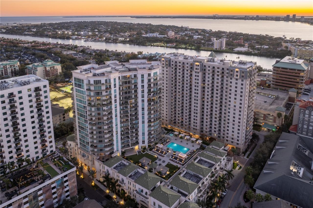 450 Knights Run Avenue, Unit 1801, Tampa, FL 33602 Photo