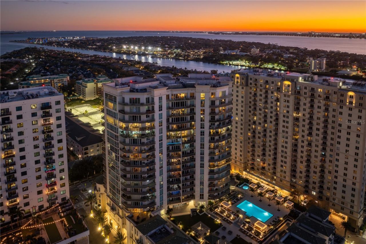 450 Knights Run Avenue, Unit 1801, Tampa, FL 33602 Photo