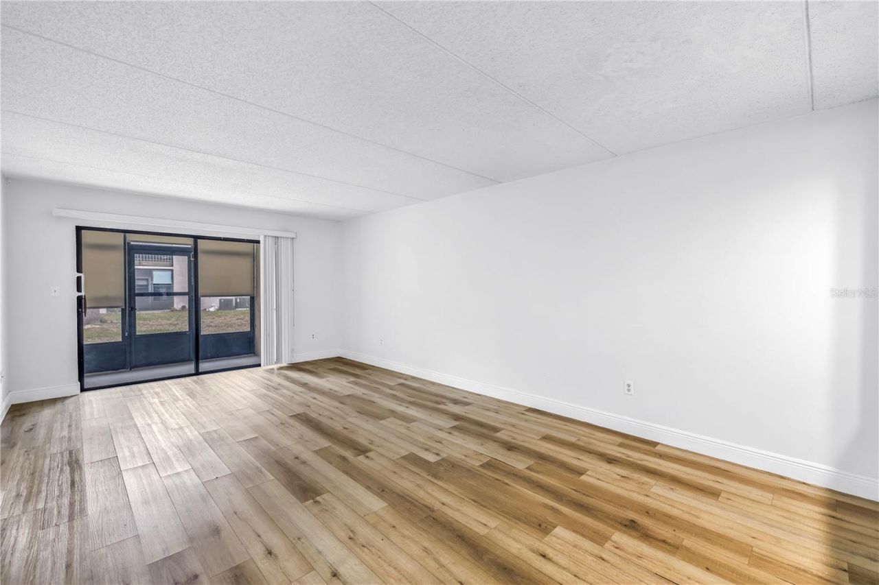 2255 62nd Avenue N, Unit 2102, Saint Petersburg, FL 33702 Photo