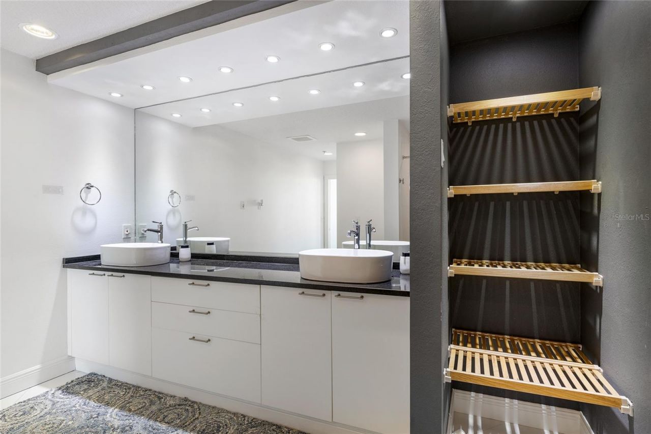 226 5th Avenue N, Unit 601, Saint Petersburg, FL 33701 Photo