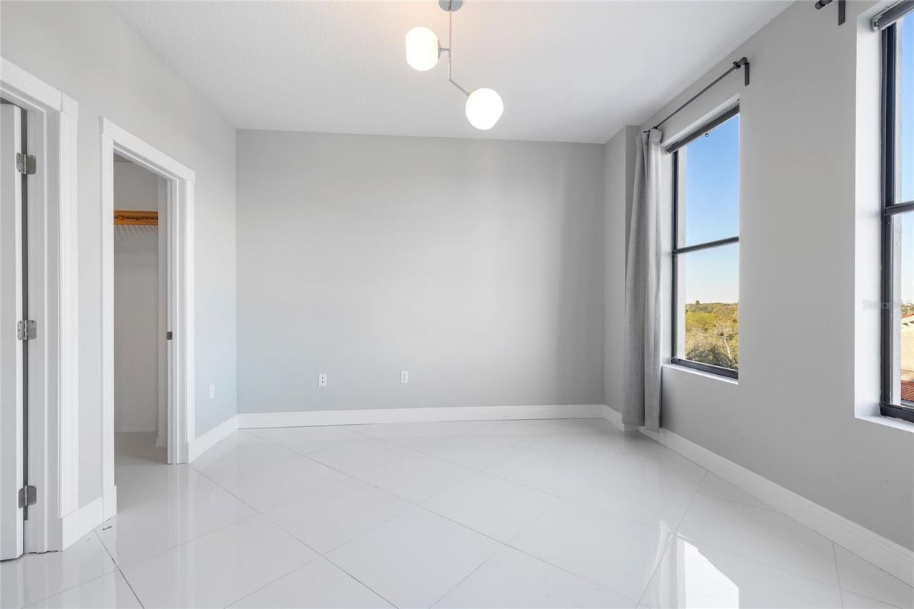 226 5th Avenue N, Unit 601, Saint Petersburg, FL 33701 Photo