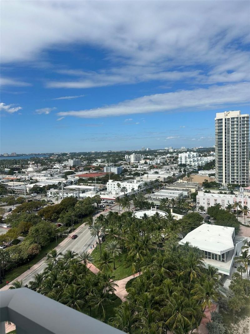 7135 Collins Ave, Unit PH5, Miami Beach, FL 33141 Photo