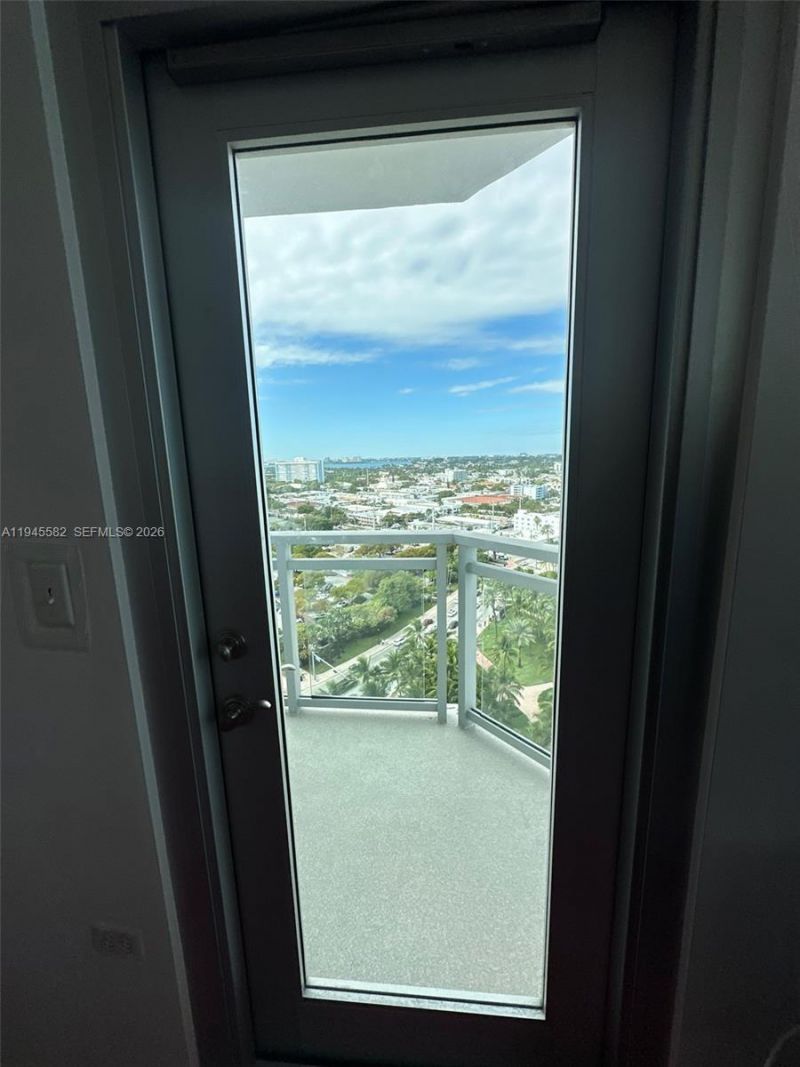 7135 Collins Ave, Unit PH5, Miami Beach, FL 33141 Photo