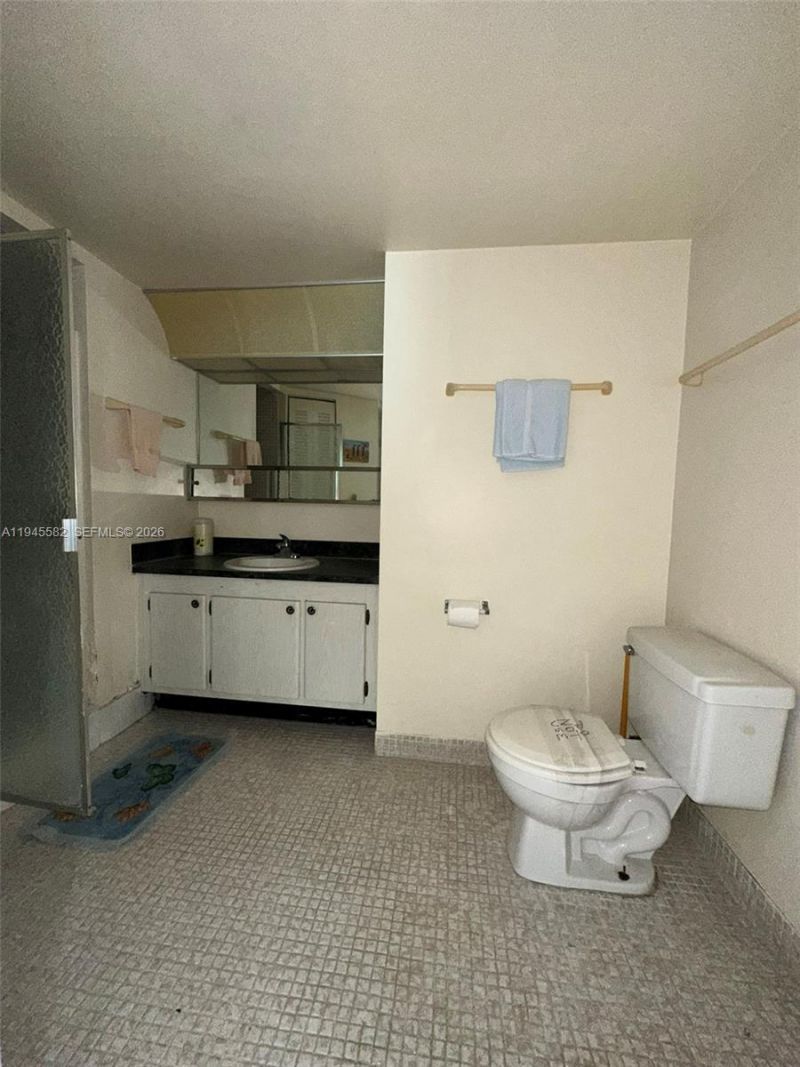 7135 Collins Ave, Unit PH5, Miami Beach, FL 33141 Photo
