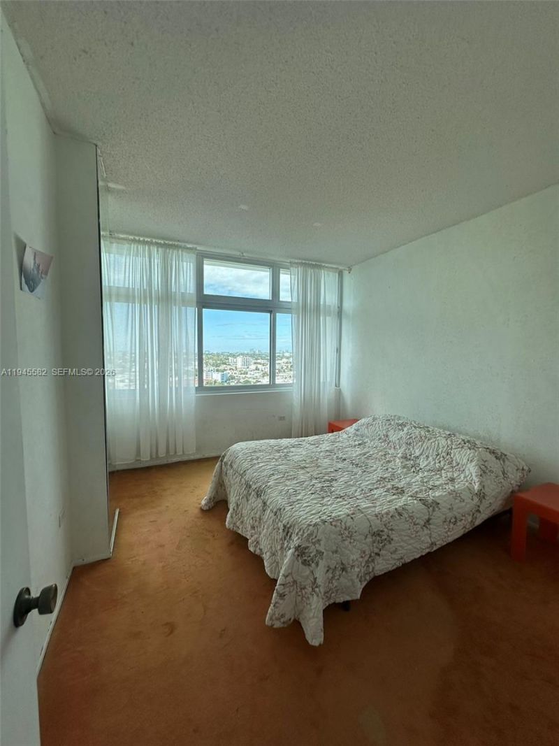 7135 Collins Ave, Unit PH5, Miami Beach, FL 33141 Photo