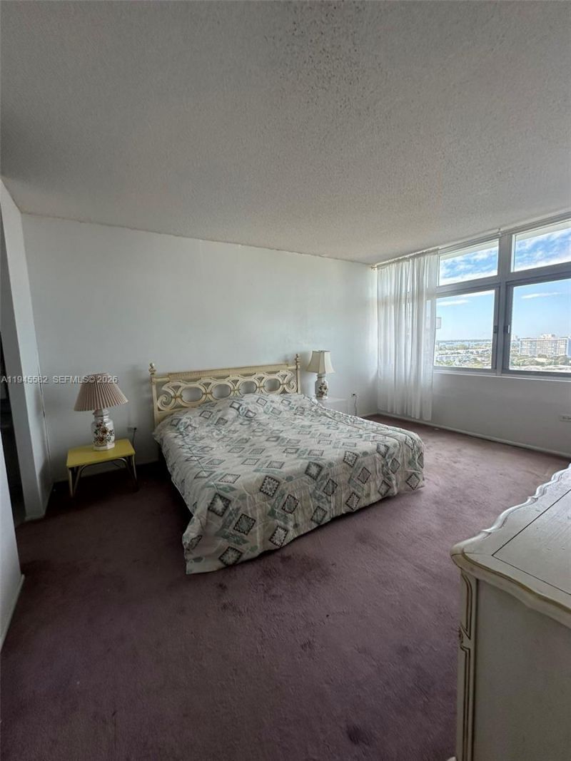 7135 Collins Ave, Unit PH5, Miami Beach, FL 33141 Photo