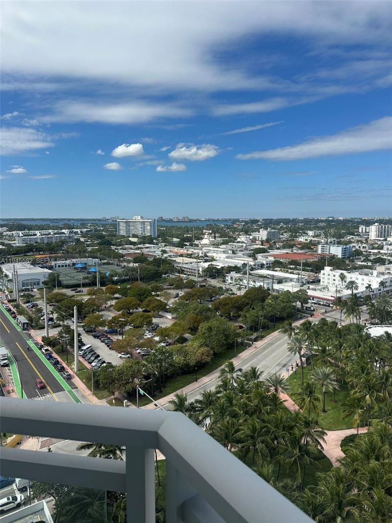 7135 Collins Ave, Unit PH5, Miami Beach, FL 33141 Photo