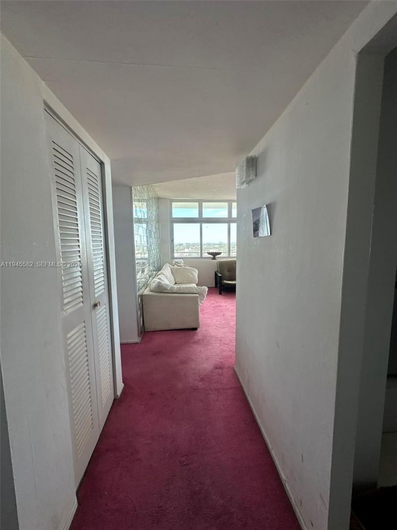 7135 Collins Ave, Unit PH5, Miami Beach, FL 33141 Photo