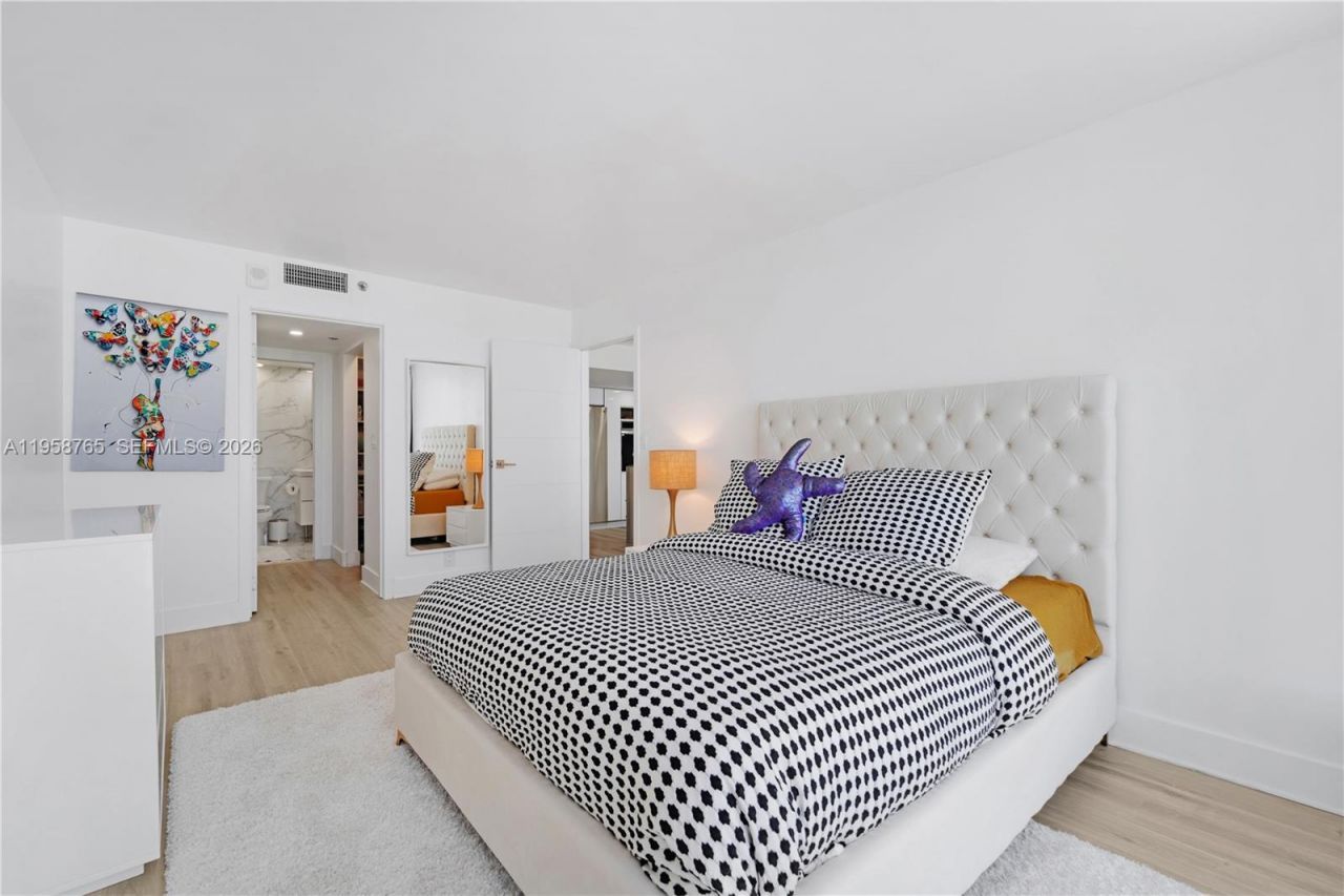 7601 E Treasure Dr , Unit 2209, North Bay Village, FL 33141 Photo