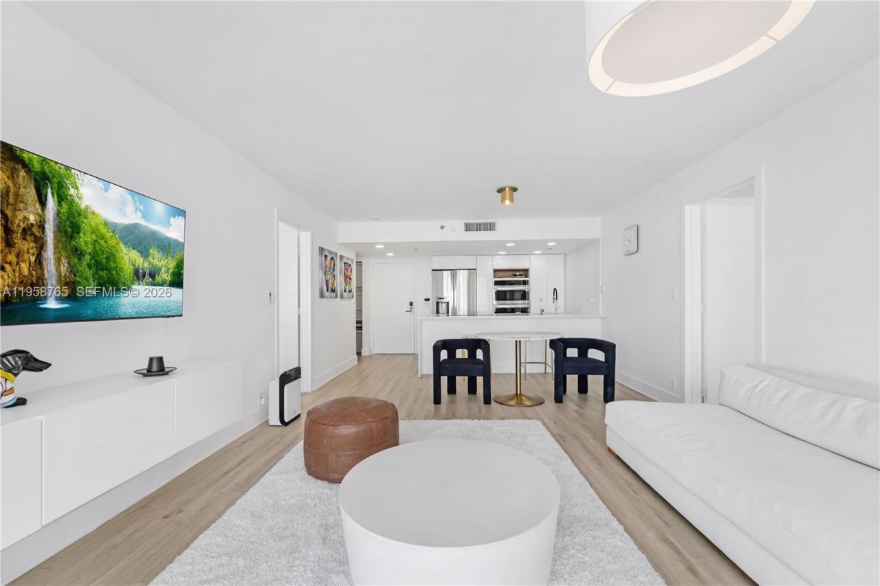 7601 E Treasure Dr , Unit 2209, North Bay Village, FL 33141 Photo