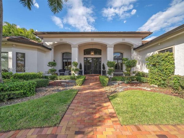 14931 SW 38th St, Davie, FL 33331