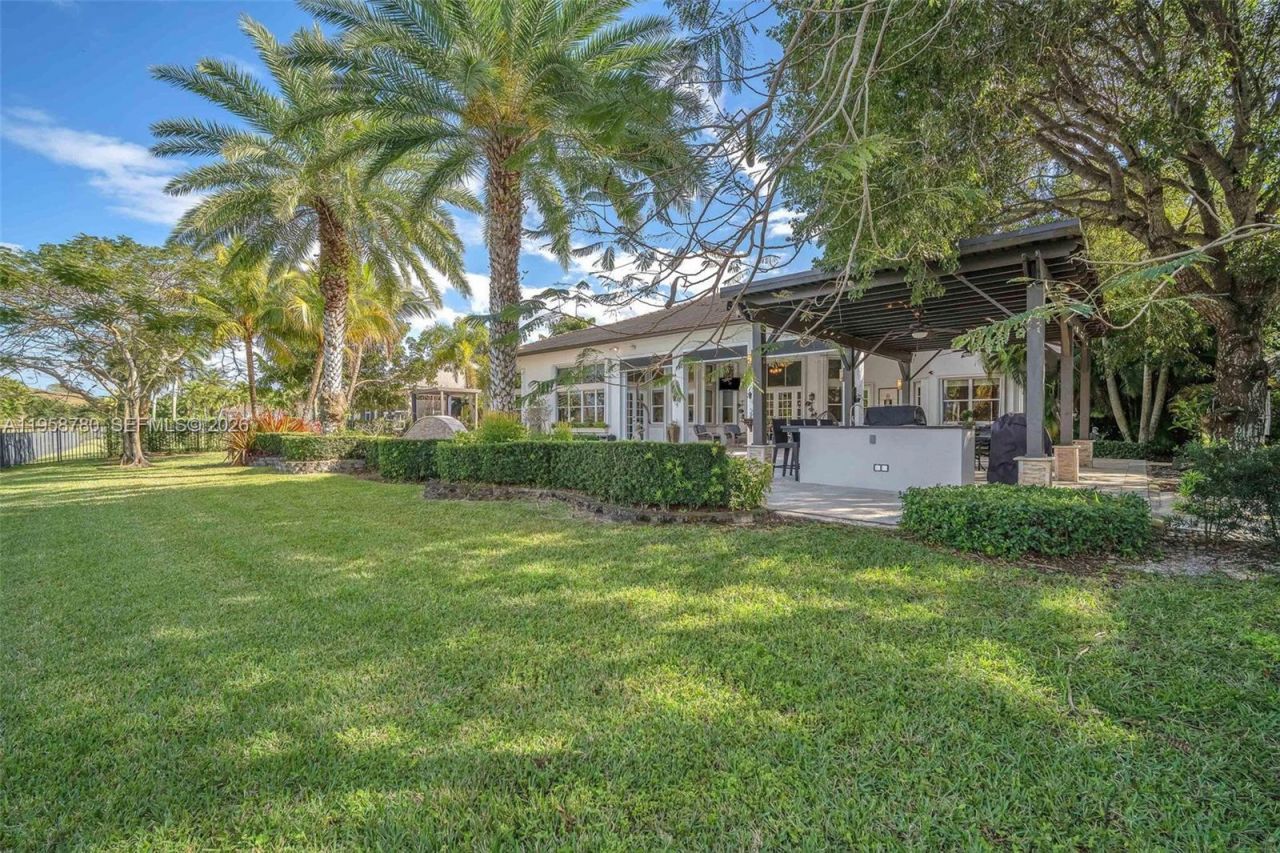 14931 SW 38th St, Davie, FL 33331 Photo