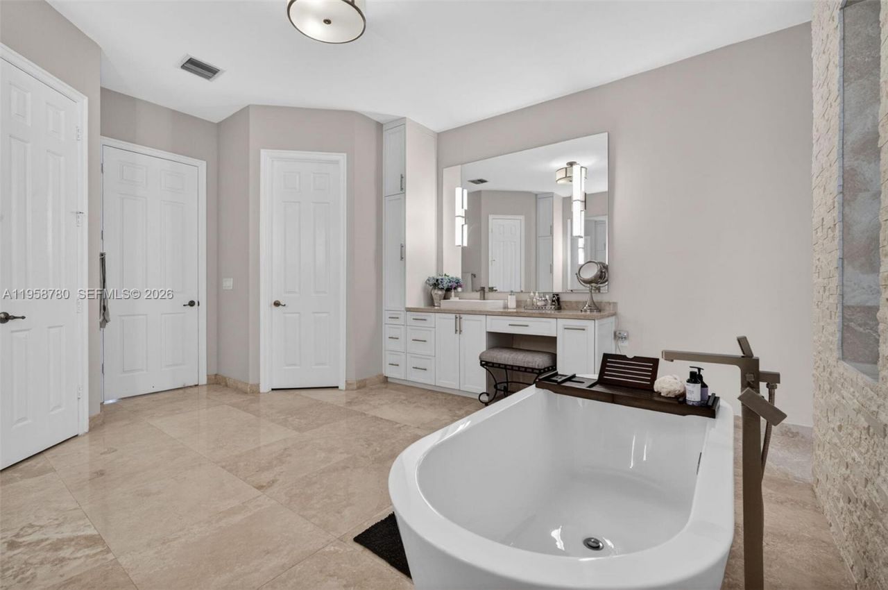 14931 SW 38th St, Davie, FL 33331 Photo