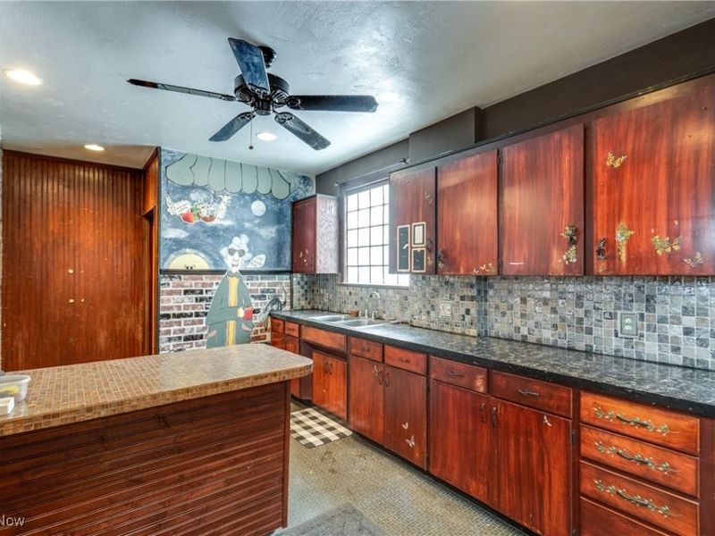 263 19th Street NW, Barberton, OH 44203 Photo 16