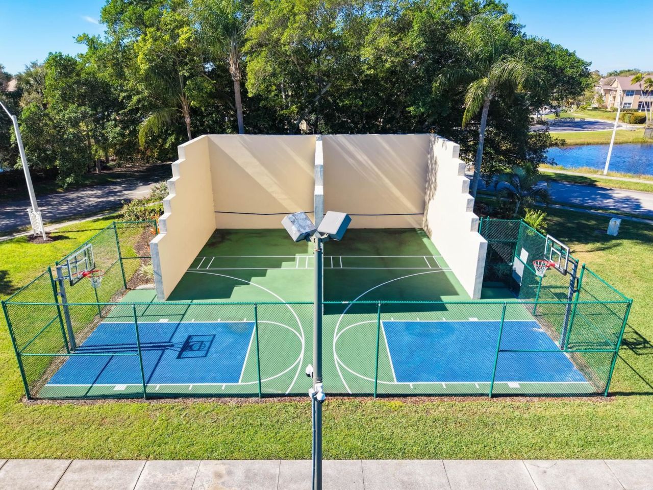 15068 Cloverdale Dr, Fort Myers, FL 33919 Photo