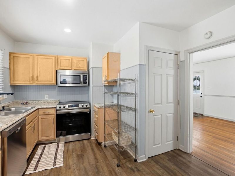 1120 Piedmont Road, Columbus, OH 43224 Photo 9