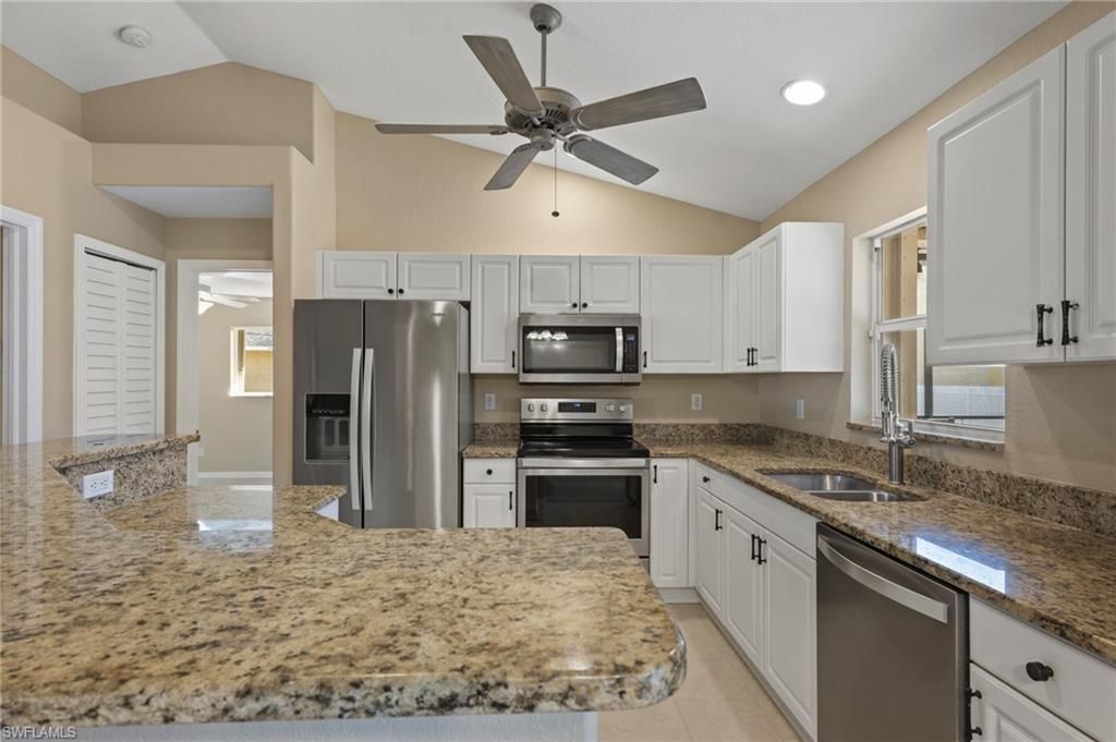 1502 SW 13th Ter, Cape Coral, FL 33991 Photo