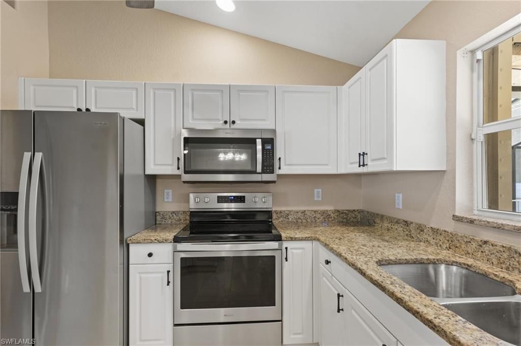 1502 SW 13th Ter, Cape Coral, FL 33991 Photo