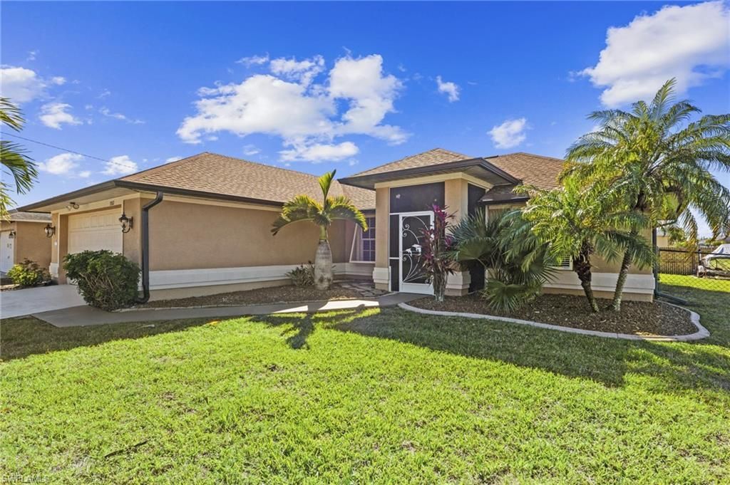 1502 SW 13th Ter, Cape Coral, FL 33991 Photo