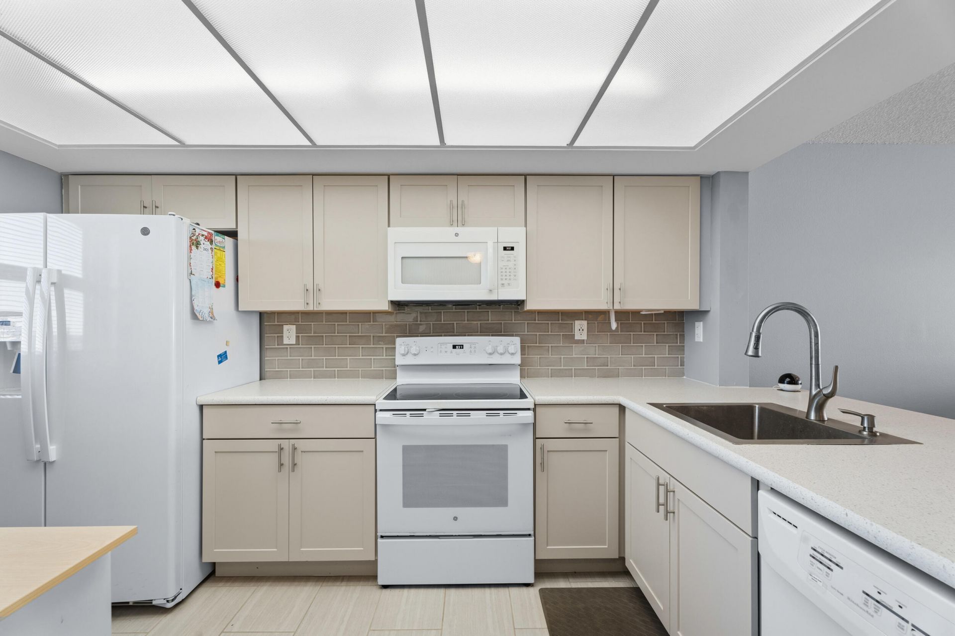 10310 S Ocean Drive, Unit 609, Jensen Beach, FL 34957 Photo