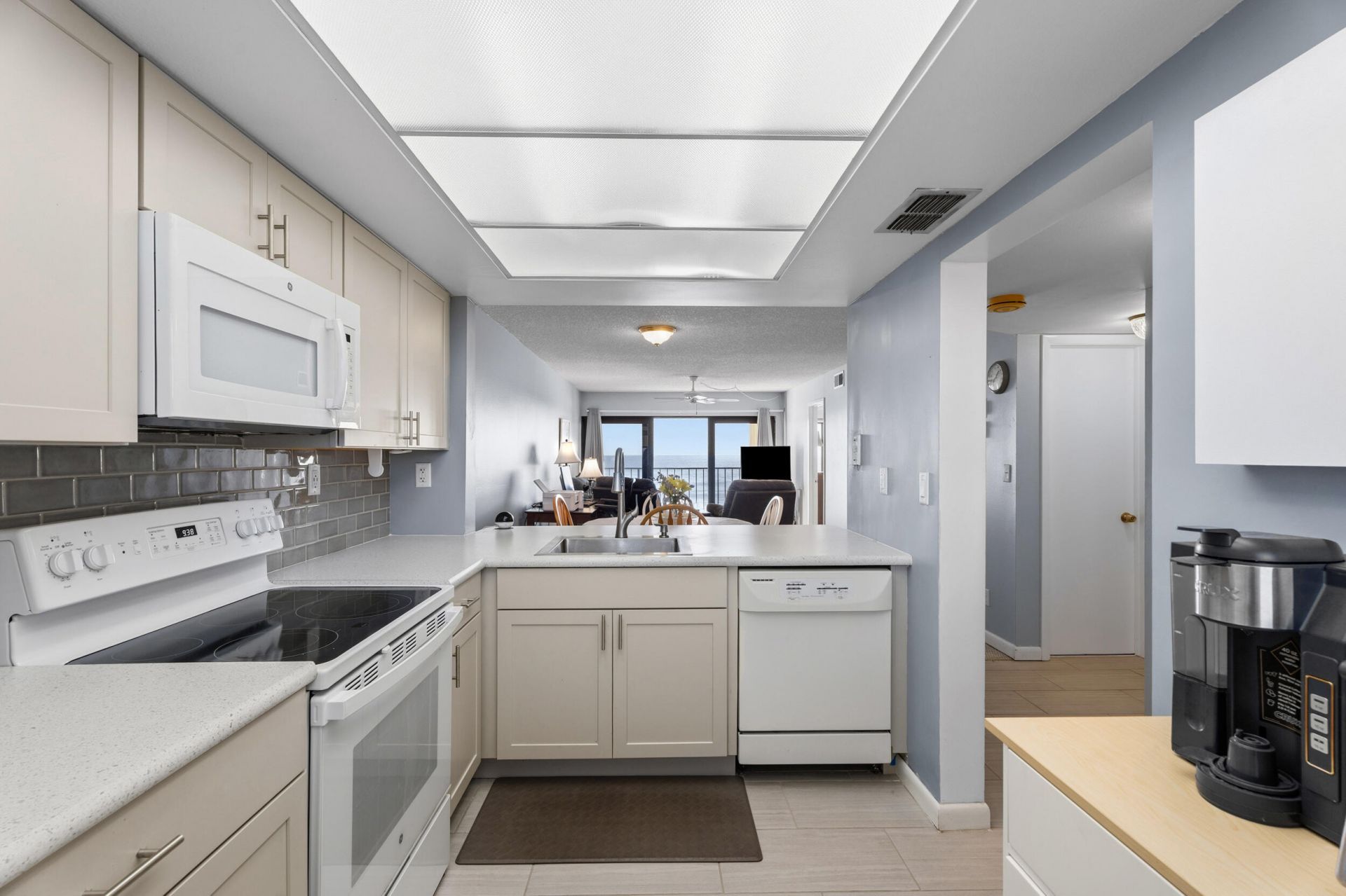 10310 S Ocean Drive, Unit 609, Jensen Beach, FL 34957 Photo