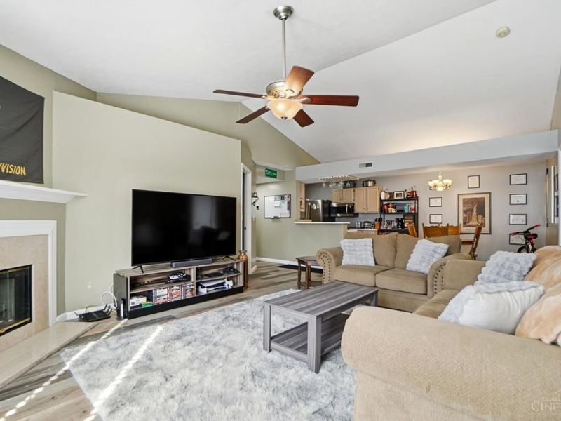 9800 Regatta Drive, Unit 301, Colerain Township, OH 45252 Photo 2