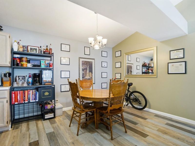 9800 Regatta Drive, Unit 301, Colerain Township, OH 45252 Photo 7