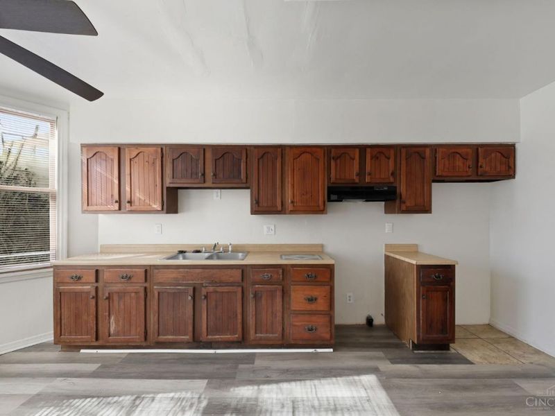 1461 Kinney Avenue, Cincinnati, OH 45231 Photo 17