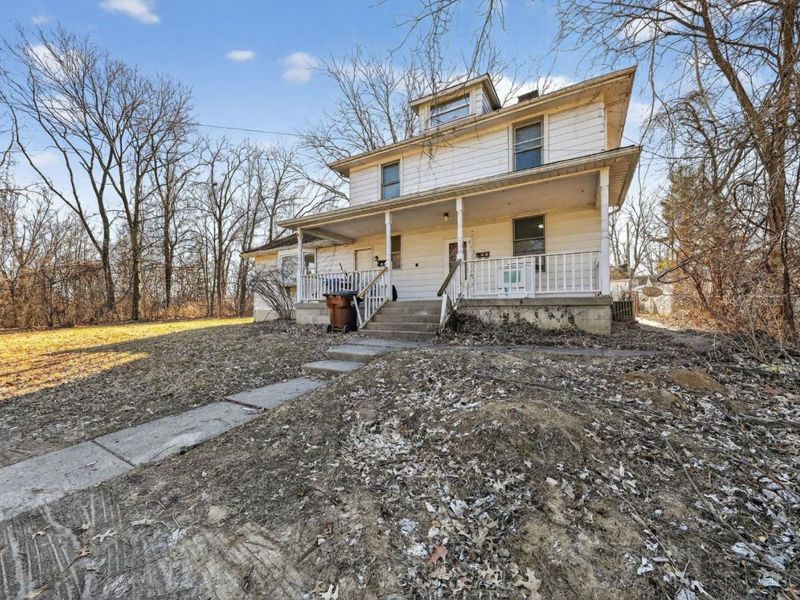 1461 Kinney Avenue, Cincinnati, OH 45231 Photo 2