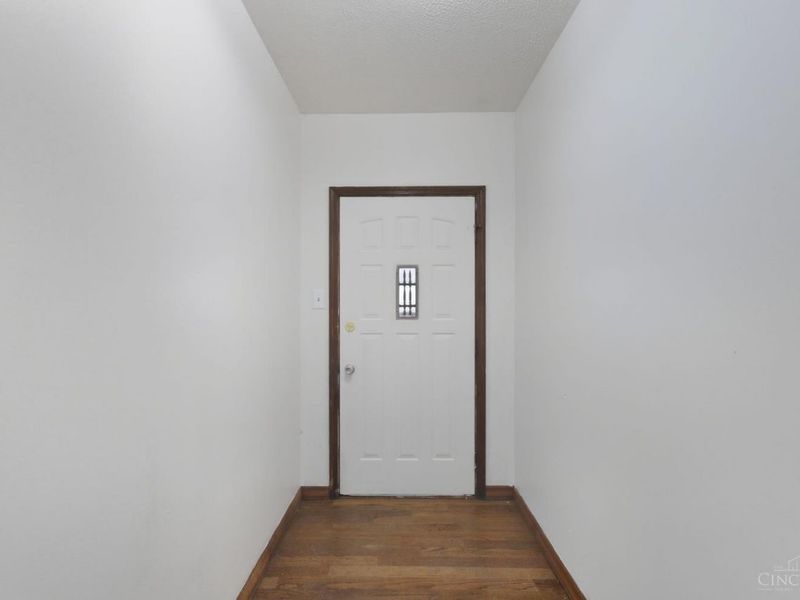 1461 Kinney Avenue, Cincinnati, OH 45231 Photo 8