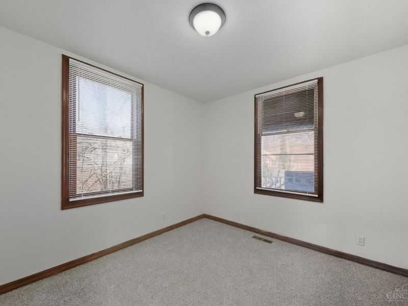 1461 Kinney Avenue, Cincinnati, OH 45231 Photo 9
