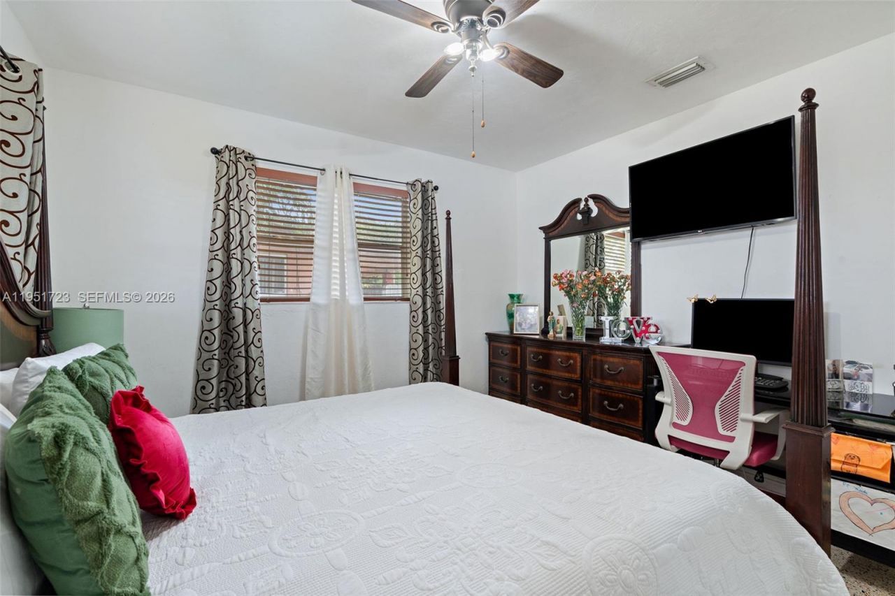 9601-9603 SW 36th St, Miami, FL 33165 Photo