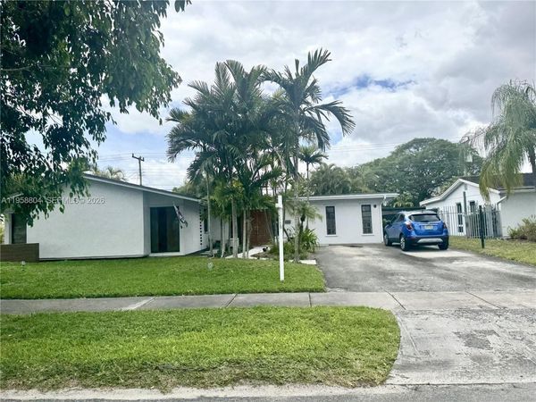 3860 SW 121st Ave, Miami, FL 33175