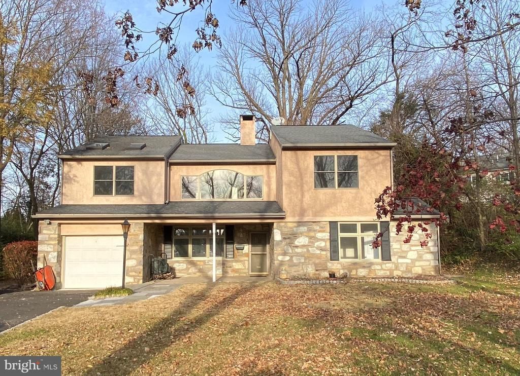 1215 CHURCH ROAD, ORELAND, PA 19075
