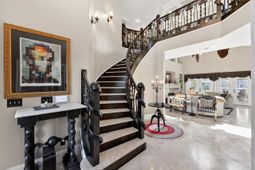 969 Bluffview Dr. photo 4