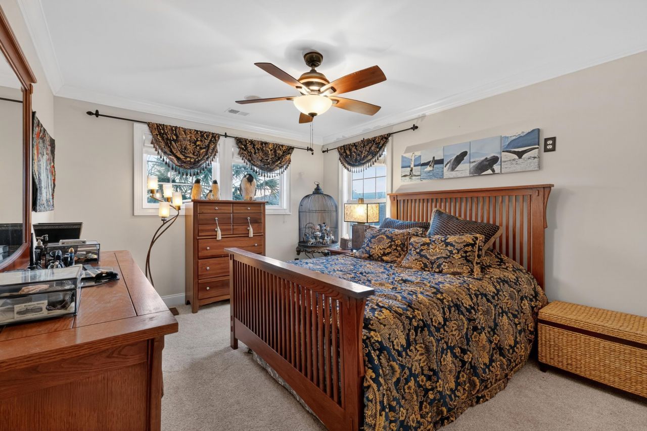 969 Bluffview Dr. Photo 34