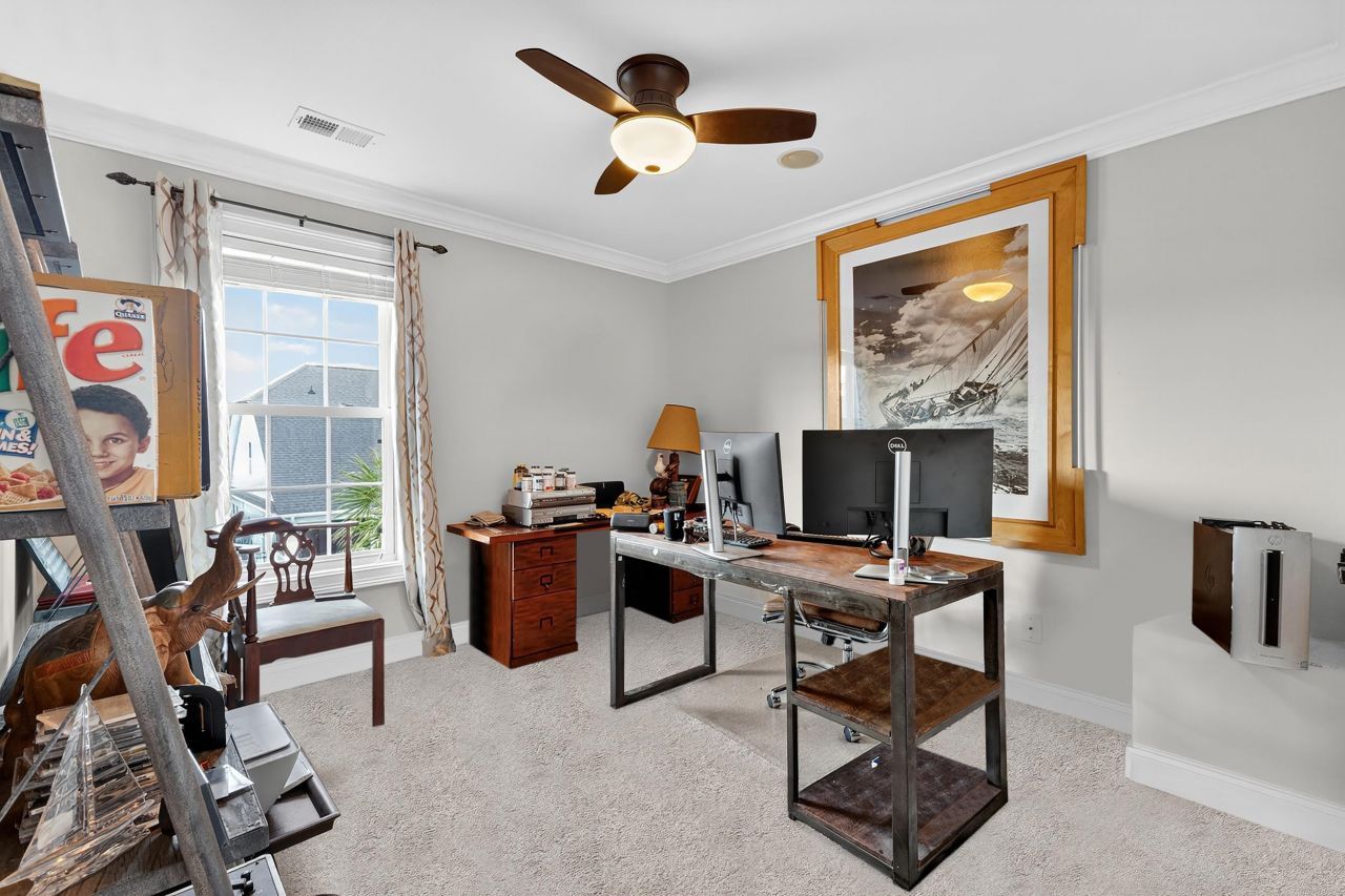 969 Bluffview Dr. Photo 37