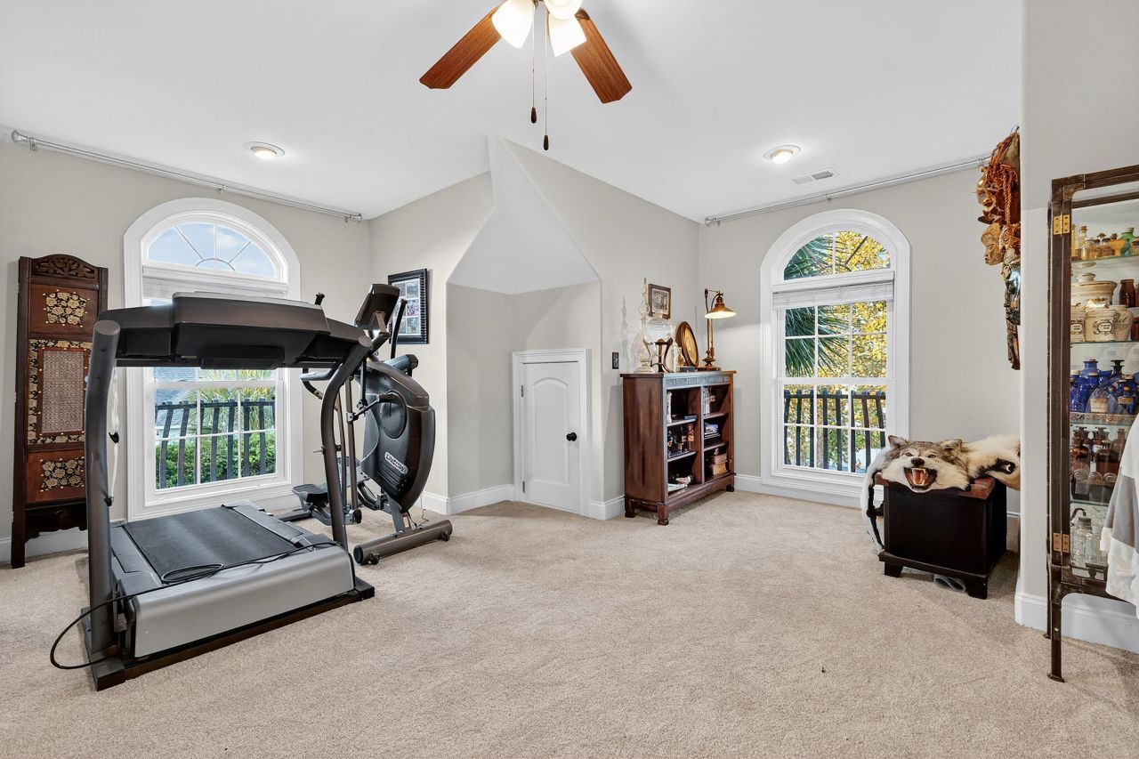 969 Bluffview Dr. Photo 40