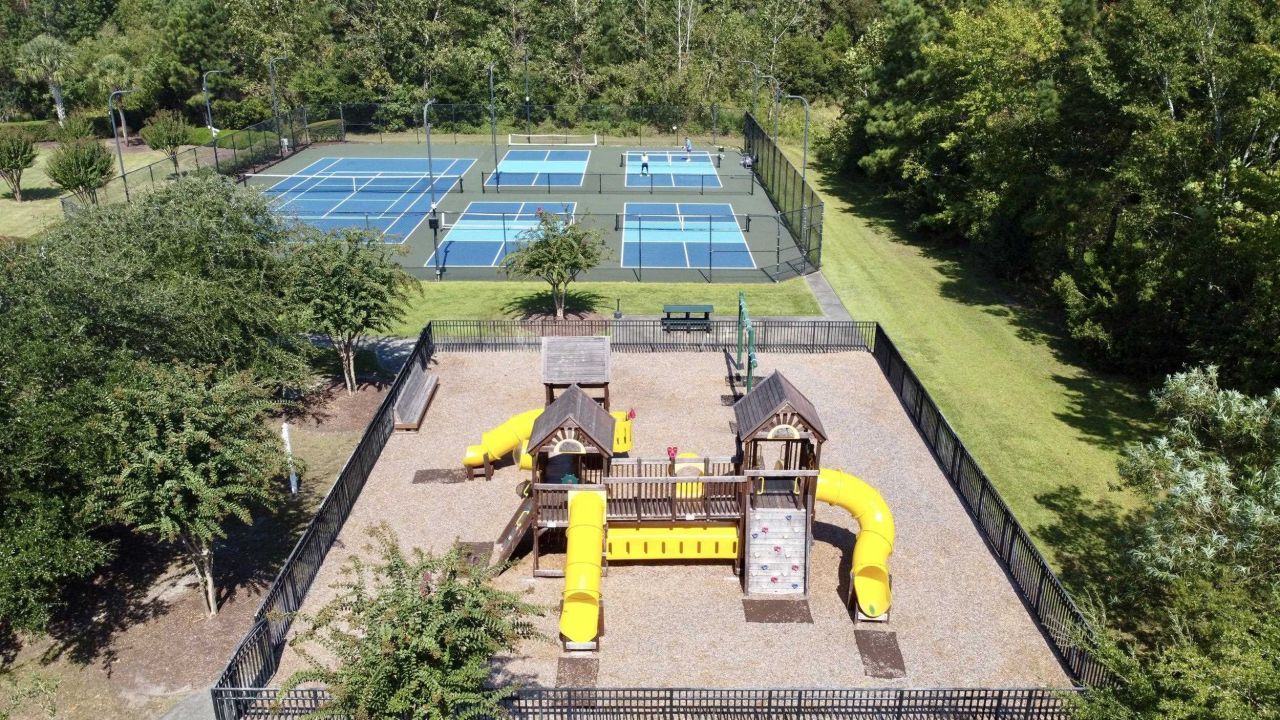 969 Bluffview Dr. Photo 48