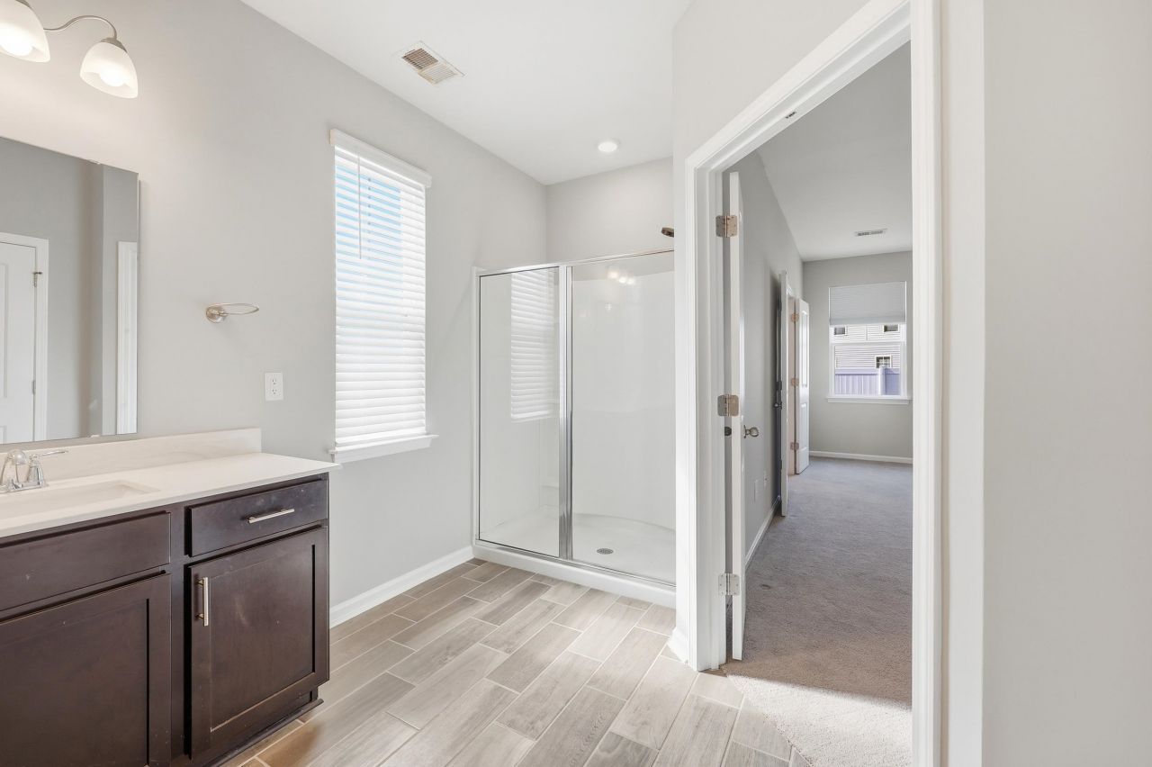 115 Juniata Loop Photo 17