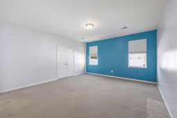 115 Juniata Loop photo 4