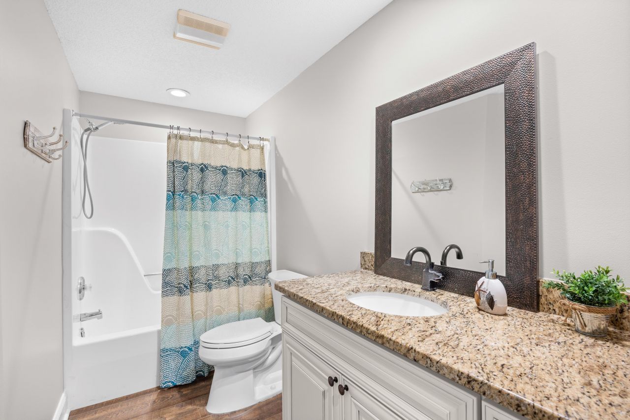 1401 Lighthouse Dr. Photo 32