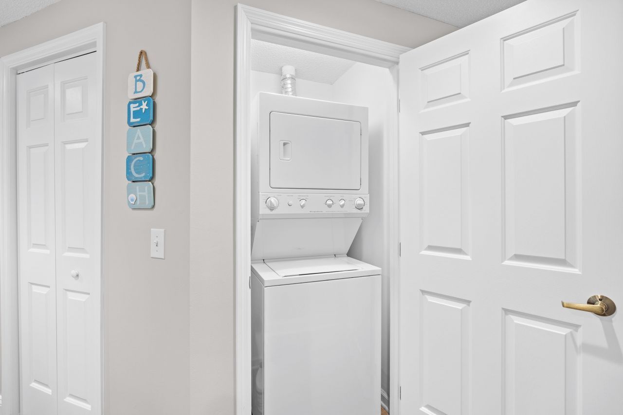 1401 Lighthouse Dr. Photo 33