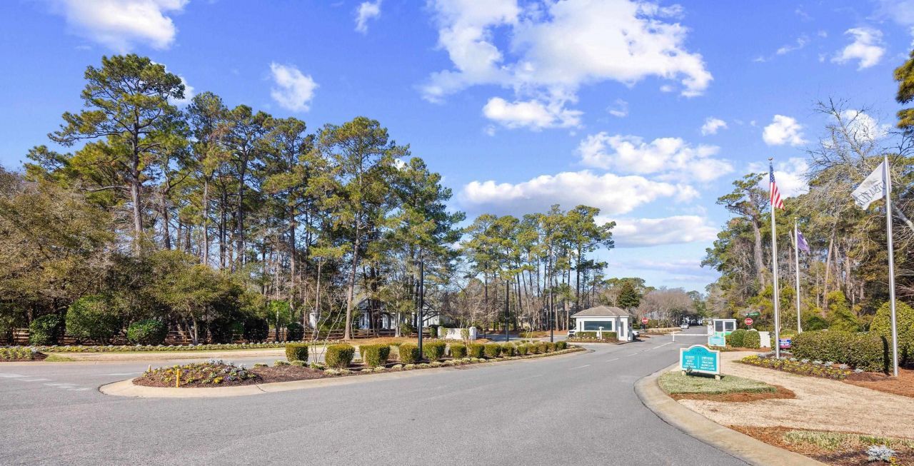 1401 Lighthouse Dr. Photo 4