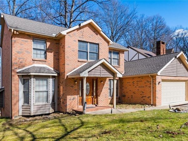 901 Southeast Court, Zanesville, OH 43701