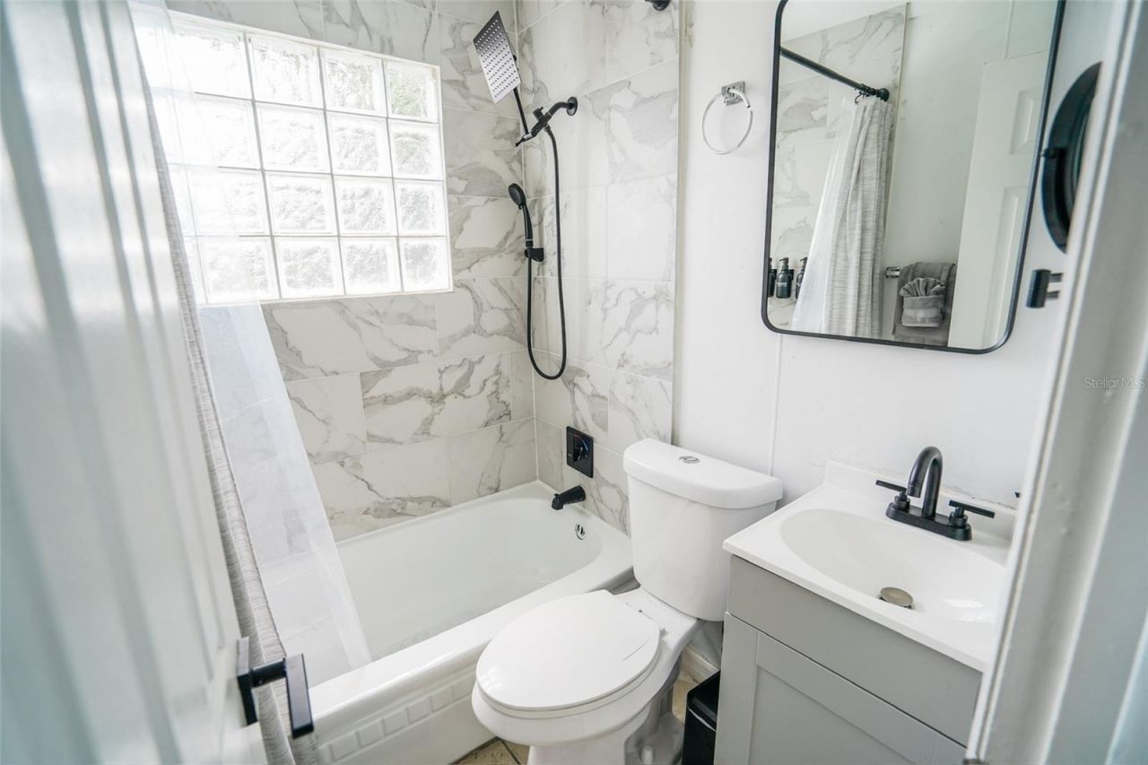 1361 29th Street S, Saint Petersburg, FL 33712 Photo