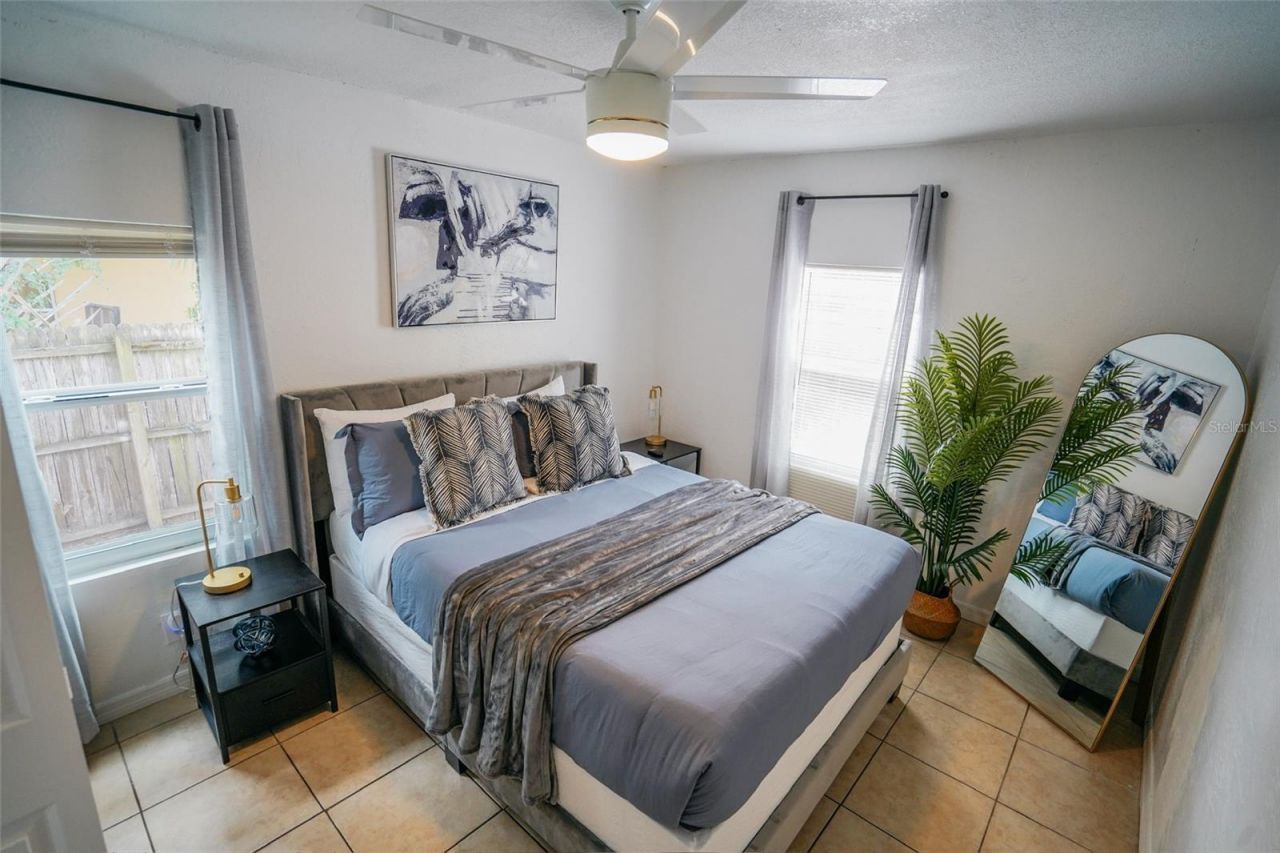 1361 29th Street S, Saint Petersburg, FL 33712 Photo