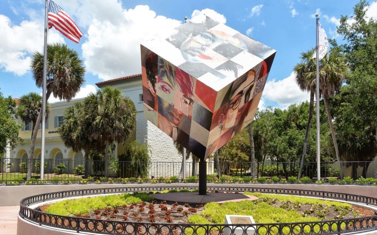 626 46th Street, Sarasota, FL 34234 Photo