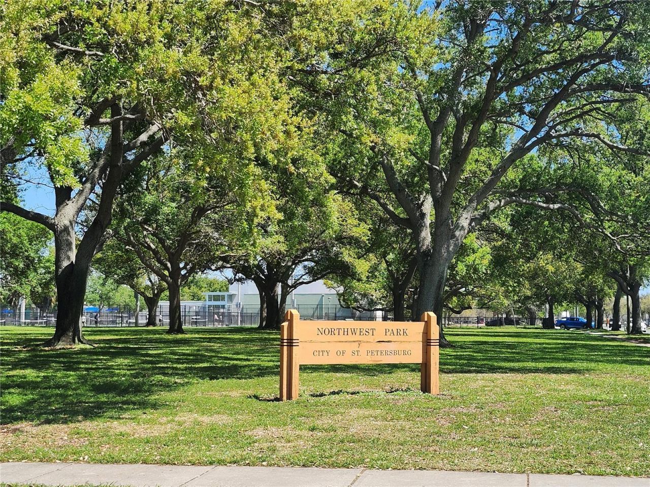 5700 30th Avenue N, Saint Petersburg, FL 33710 Photo
