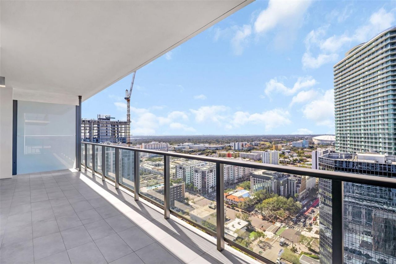 275 1st Avenue S, Unit 2708, Saint Petersburg, FL 33701 Photo